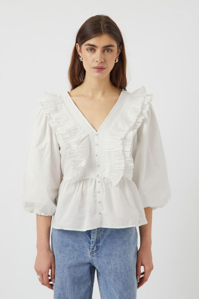 YAS Runa 3/4 Ruffle Top