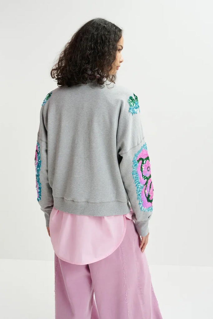 Essential Antwerp Hecrazy Embroidered Sweatshirt