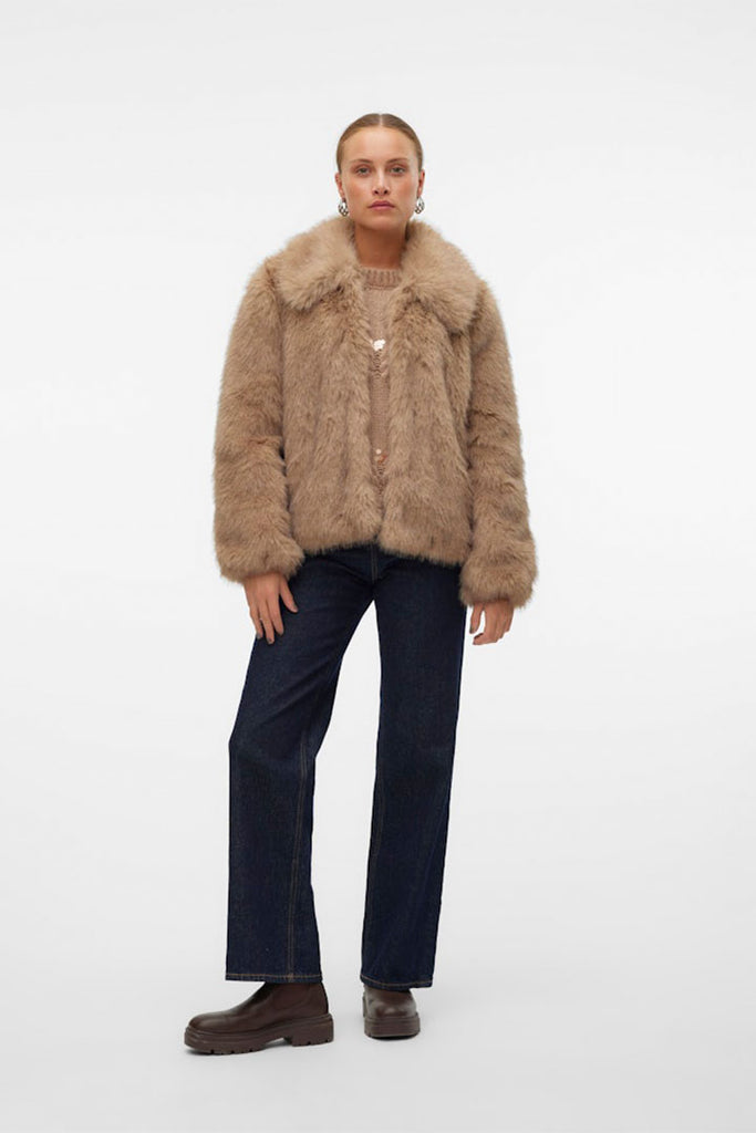 Vero Moda Audrey Short Fur Jacket